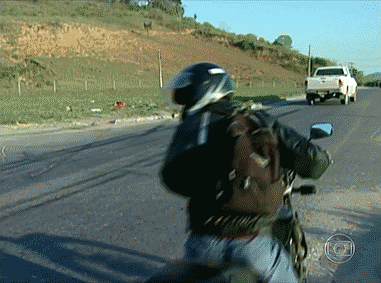 http://reho.st/33.media.tumblr.com/2d7a2d95431b065f55f76aaa8e0c1221/tumblr_n969rrluRo1r08mavo1_400.gif