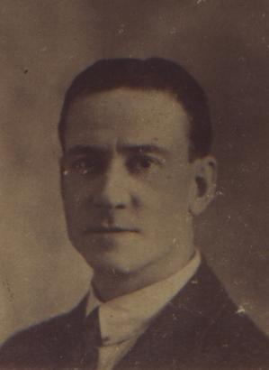 http://reho.st/accel95.mettre-put-idata.over-blog.com/0/01/53/29/famille-emile-mestraud/emile-mestraud-identite.jpg