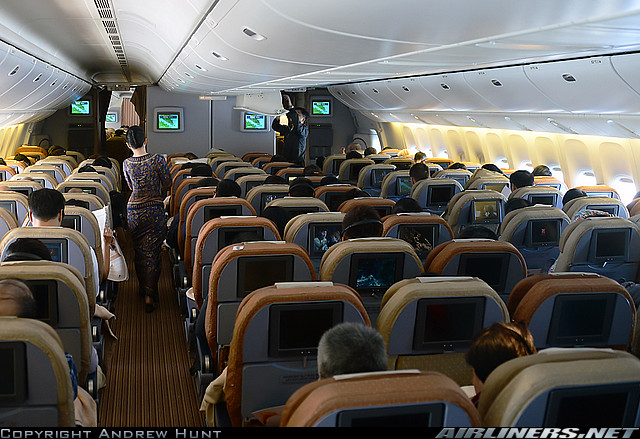 http://reho.st/cdn-www.airliners.net/aviation-photos/middle/6/9/0/2419096.jpg
