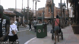 http://reho.st/chzgifs.files.wordpress.com/2011/06/9ac15bf3-eec9-4e24-833c-6386195b033a.gif
