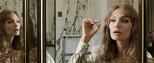 http://reho.st/gif/11c9630fab4f3d84477de91cf180f2fd722f6a73.gif