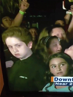 http://reho.st/gif/1281ddd4e79f627efbe2c0f190f3426e410e5dfc.gif