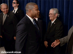 http://reho.st/gif/488eb97013261c51d42e297ca9c234379a40a605.gif