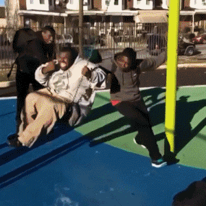 http://reho.st/gif/4fb5d187d88631b2776f6519a1ecf07648bb7bb4.gif