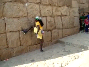 http://reho.st/gif/62a1d80f630c75fad65e601bd7720bda415d615a.gif