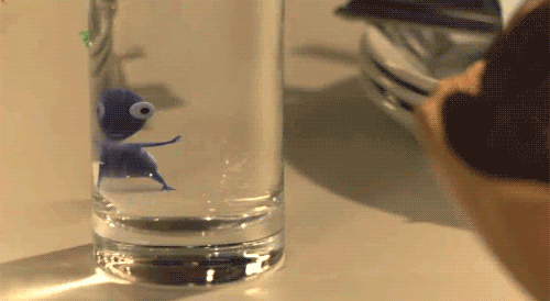 http://reho.st/gif/6f421eba285f68b6072b07ffa4779260dc4f8502.gif