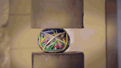 http://reho.st/gif/750c76379749f98080d7f751e5c5bc9b29e6717d.gif