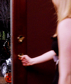 http://reho.st/gif/89726c87f76e3596786cf4418a200746648ae2bc.gif