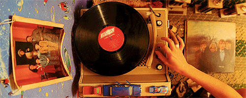 http://reho.st/gif/8b918d2aa2fa75eb1a35ef857653805a785b1640.gif