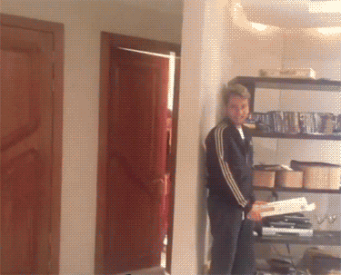 http://reho.st/gif/c43b971a5f0b7d125cf2d93311cfc0ed30da4777.gif