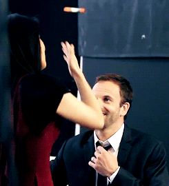 http://reho.st/gif/c44940a52c5e588bc5fade640fbfd2dcebd8bc49.gif