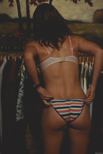 http://reho.st/gif/d515051a0bbcd552507c87b253613569800093e1.gif