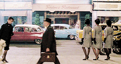 http://reho.st/gif/d6fcaddf7081baea123a3c95dcc43df0e82a5671.gif