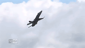 http://reho.st/gif/d9135d15b15605e915e90f33d2e85353ec903a60.gif