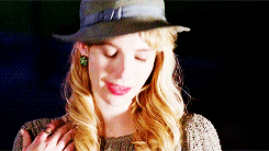 http://reho.st/gif/da55c9998570c7cc0b696eaedd9fc9a1373eaf8d.gif