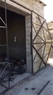 http://reho.st/gif/ebfca4c5d15cd7d7d48345161e44e227f513ebe5.gif