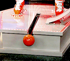 http://reho.st/gif/f410af2c3b833090065d3a46dc37b213a0a8f8cb.gif