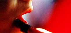 http://reho.st/gif/f5ffa23e918714deb26520b66a38e757021ece1a.gif
