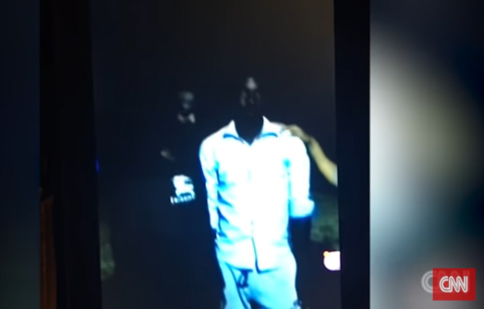 http://reho.st/https://img.20mn.fr/sdmjVYzcQWKEZCD7jfkXDg/960x614_illustration-capture-ecran-video-cnn-montrant-migrants-vendus-comme-esclaves-libye