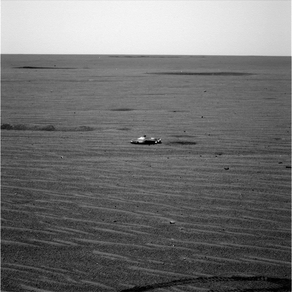 http://reho.st/https://mars.nasa.gov/mer/gallery/all/1/p/348/1P159077009EFF40DPP2594L7M1.JPG