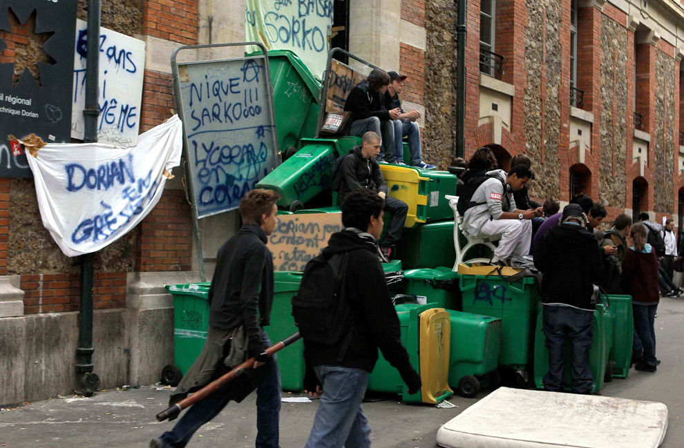 http://reho.st/inapcache.boston.com/universal/site_graphics/blogs/bigpicture/greve_10_22/g31_25508581.jpg