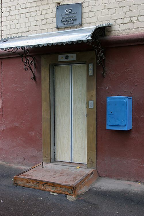 http://reho.st/izismile.com/img/img2/20090619/selection_180_108.jpg