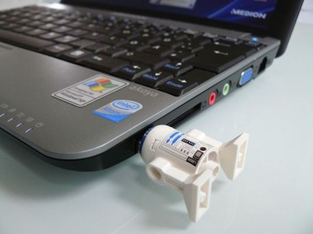 http://reho.st/izismile.com/img/img2/20090619/selection_180_44.jpg