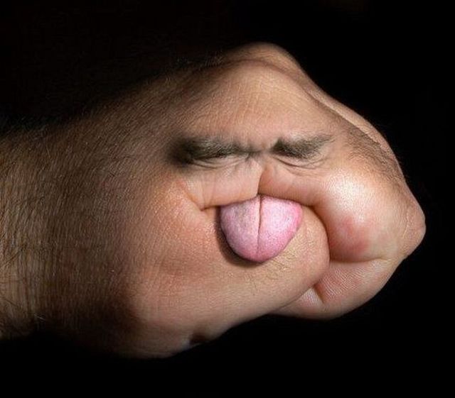 http://reho.st/izismile.com/img/img2/20090619/selection_180_77.jpg