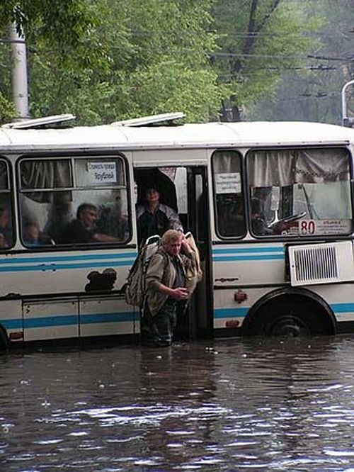 http://reho.st/izismile.com/img/img2/20090619/selection_180_84.jpg
