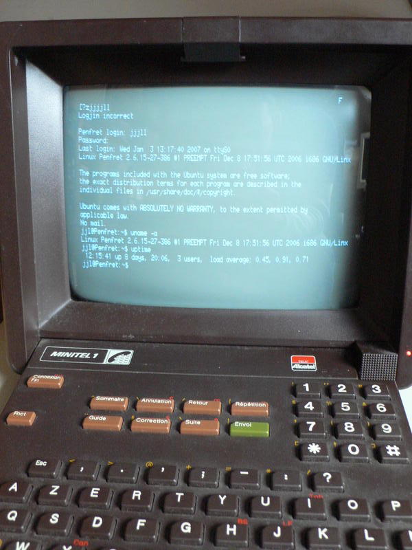 http://reho.st/kubuntu.free.fr/blog/images/divers/minitel_01.jpg