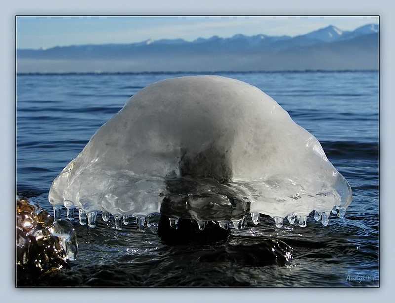 http://reho.st/media.englishrussia.com/new_baikalphotos/Bikal_15.jpg