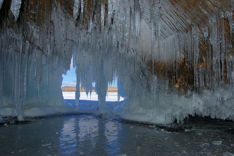 http://reho.st/media.englishrussia.com/new_baikalphotos/Bikal_22.jpg