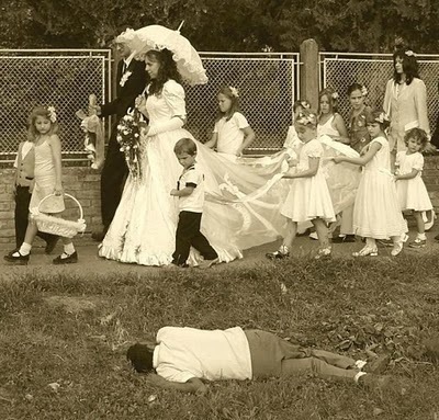 http://reho.st/preview/1.bp.blogspot.com/_mmBw3uzPnJI/Sy_XgE33VxI/AAAAAAAA7wE/pVuWV8w_c0c/s400/signs_you_drank_too_much_42.jpg