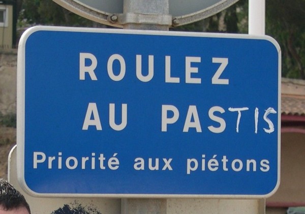 http://reho.st/preview/images.forum-auto.com/mesimages/229166/Pastis..jpg