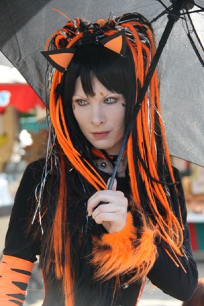 http://reho.st/preview/izismile.com/img/img3/20101018/640/wavegotiktreffen_640_11.jpg