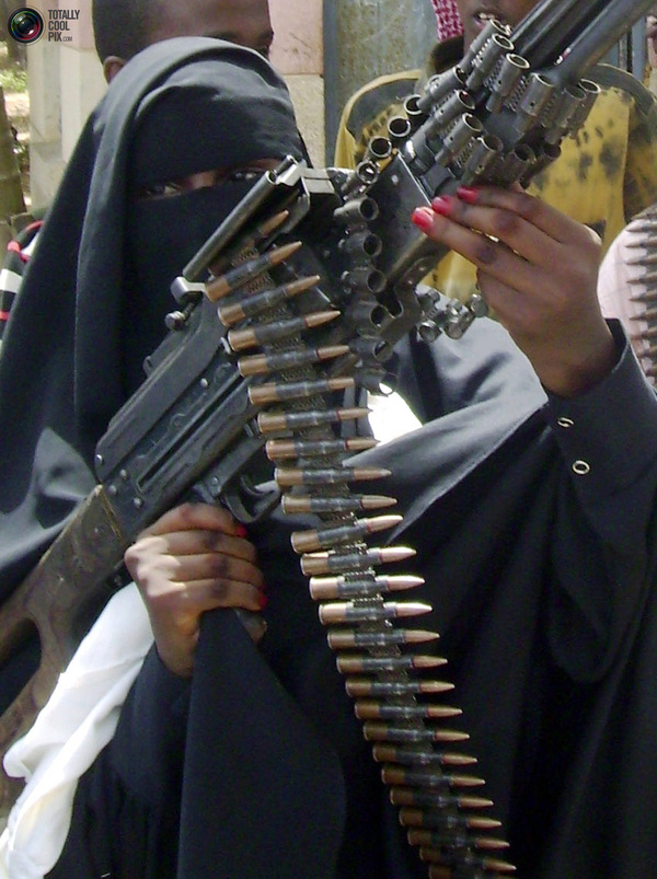 http://reho.st/preview/totallycoolpix.com/wp-content/uploads/2010/05112010_female_soldiers/femalesoldiers_16.jpg