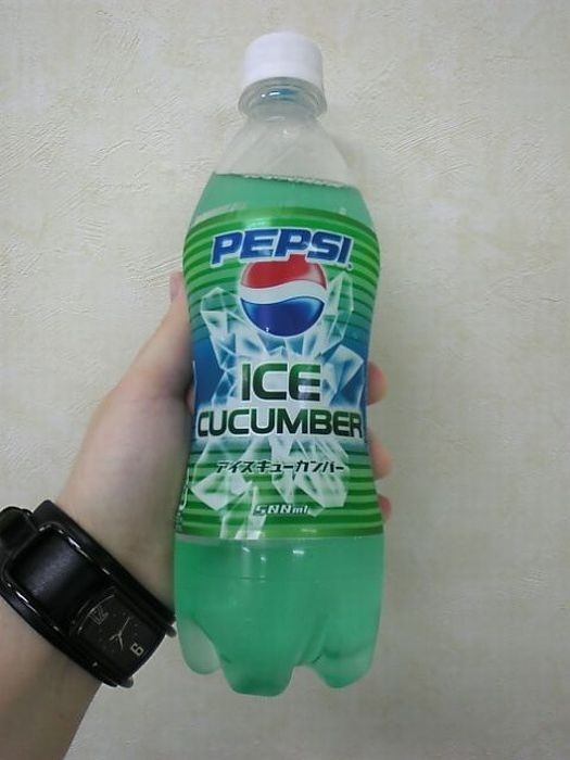 http://reho.st/preview/visboo.com/img/new//only_in_japan_12.jpg