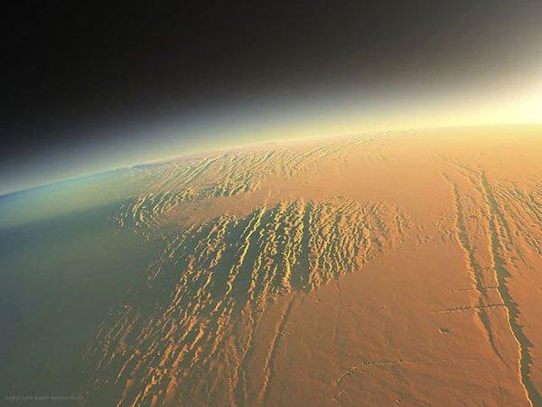 http://reho.st/preview/visboo.com/img/photos/Morning-on-Mars-004.jpg