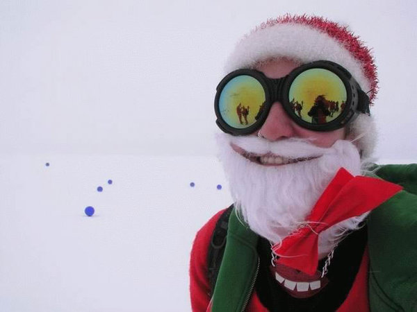 http://reho.st/preview/www.davinciinstitute.com/new/admin/content/FCKeditor/uploads/wacky%20santa.jpg