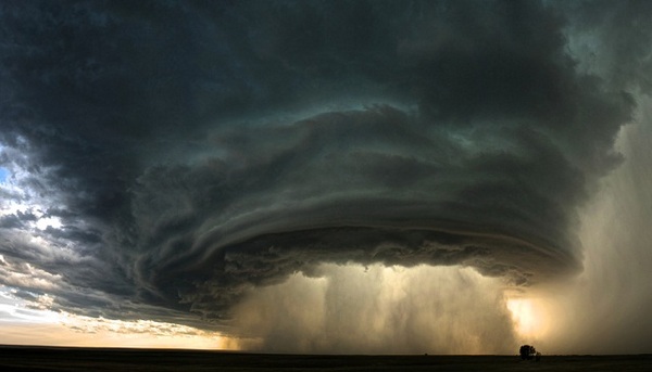 http://reho.st/preview/www.impactlab.net/wp-content/uploads/2010/11/Angry-Nature-198.jpg