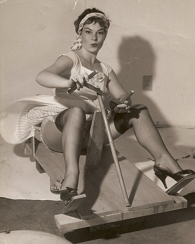 http://reho.st/preview/www.laboiteverte.fr/wp-content/uploads/2010/11/pin-up-photo-transformation-peinture-07.jpg