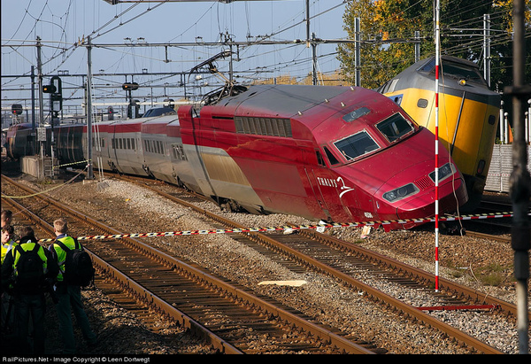 http://reho.st/preview/www.railpictures.net/images/d1/4/0/7/5407.1223795320.jpg