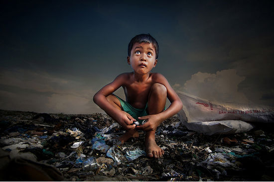 http://reho.st/preview/www.webdesigncore.com/wp-content/uploads/2010/10/poverty28.jpg