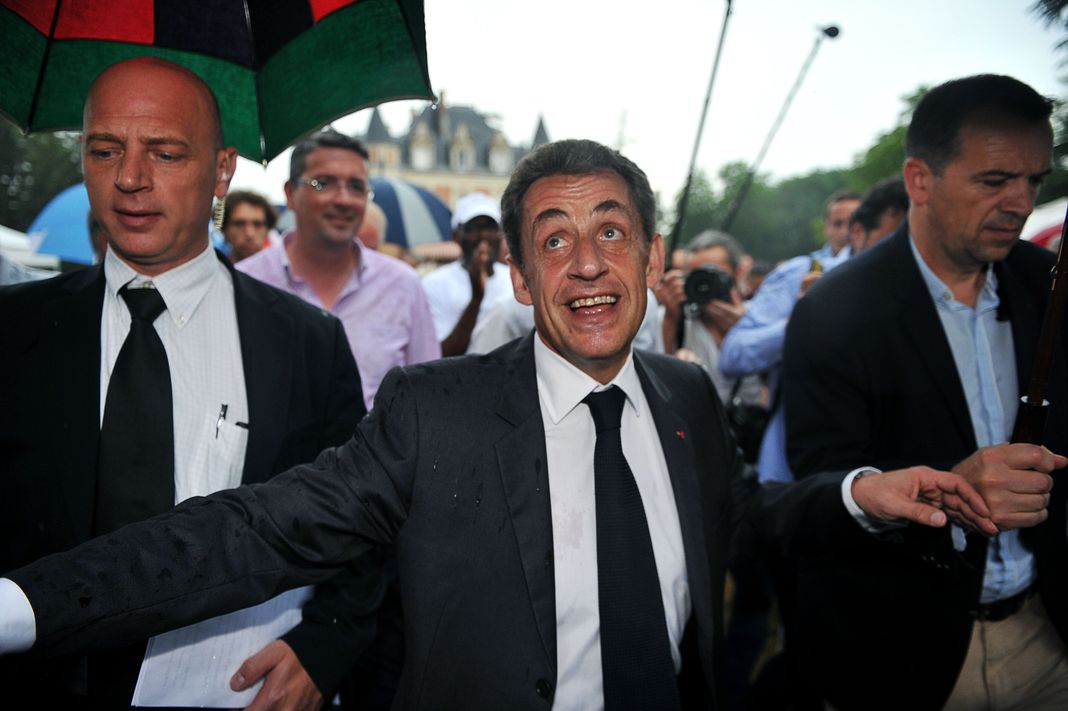 http://reho.st/s1.lemde.fr/image2x/2015/07/05/534x0/4671536_6_6557_nicolas-sarkozy-etait-samedi-a-la_b2e8e2246ca86596b5c939b50889c4e9.jpg