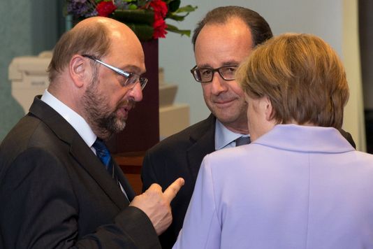 http://reho.st/s2.lemde.fr/image/2015/07/06/534x0/4672064_6_7b14_martin-schulz-francois-hollande-et-angela_14e6fa5cd2989cae44918dae491df179.jpg