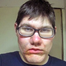 http://reho.st/thumb/https://lh4.googleusercontent.com/-Ohu2dSVcvmE/VIf8d8YmoDI/AAAAAAAAACY/YI-3ieeQteU/s500-no/gilkev.jpg