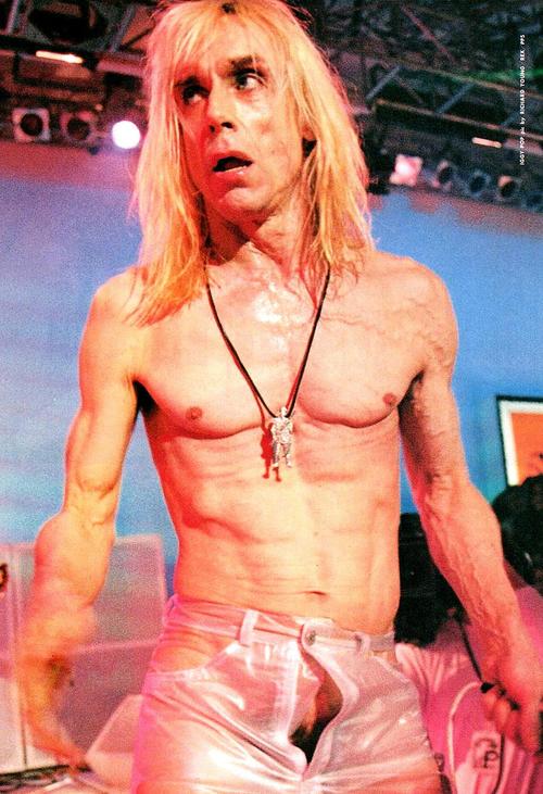 http://reho.st/userserve-ak.last.fm/serve/500/49932031/Iggy+Pop.jpg