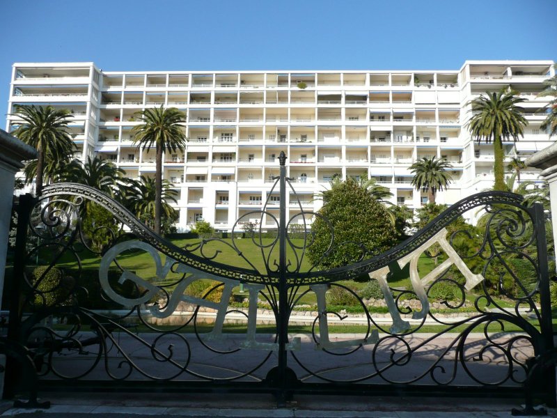 http://reho.st/www.agence-immobilier-cannes.fr/images/biens/1/ad56688c250aaeb1190c0385dc448665/be55142f98bad6e6a7aa6191bad8c4f5.jpg