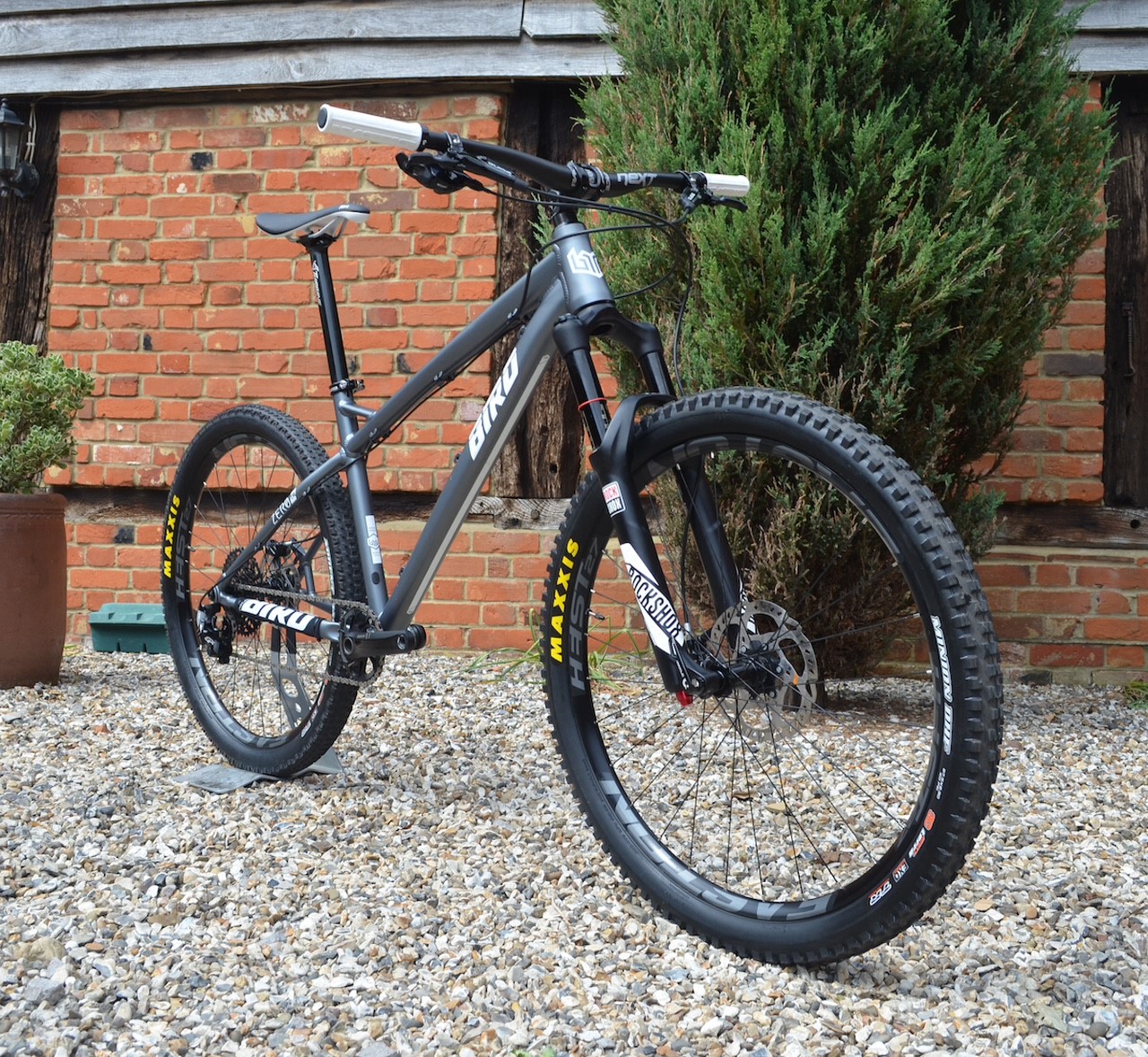 http://reho.st/www.birdmtb.com/wp-content/uploads/2015/09/Zero-TR.jpg