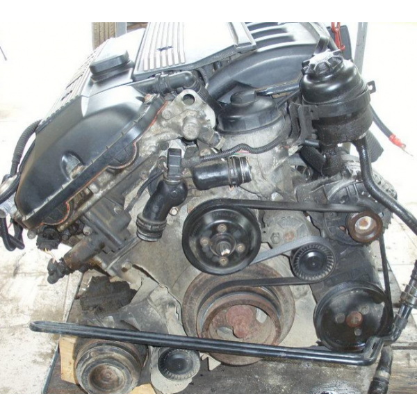 http://reho.st/www.euromotors.fr/907-thickbox_default/moteur-bmw-e36-328i-190-cv-m52b28-286s1.jpg
